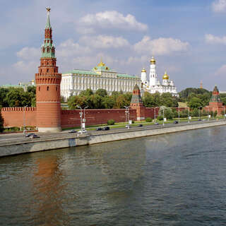 Kremlin from kamenny most