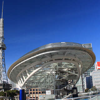 オアシス21と名古屋テレビ塔